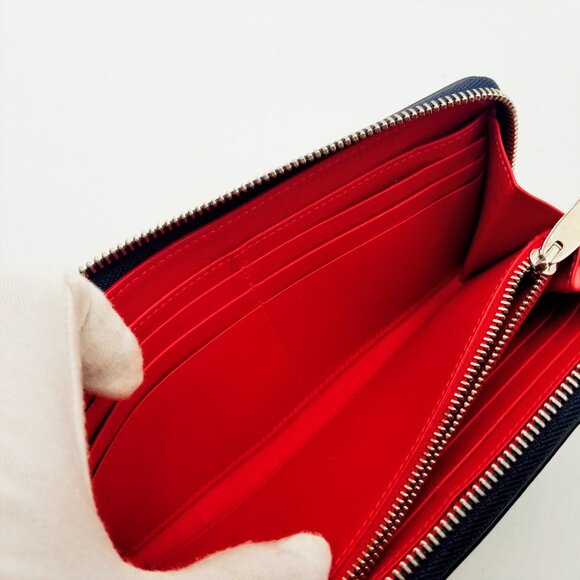 Christian Louboutin Wallet Navy Leather Stars/Studs Zip Around, 8" x 4" has COA - Picture 6 of 10